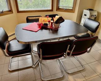 Retro Black & Chrome Dinette Set 6 Chrome Tubed Chairs