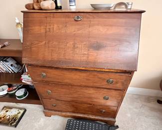 antique secretarybedroom living room family room furniture bedroom set chest of drawers