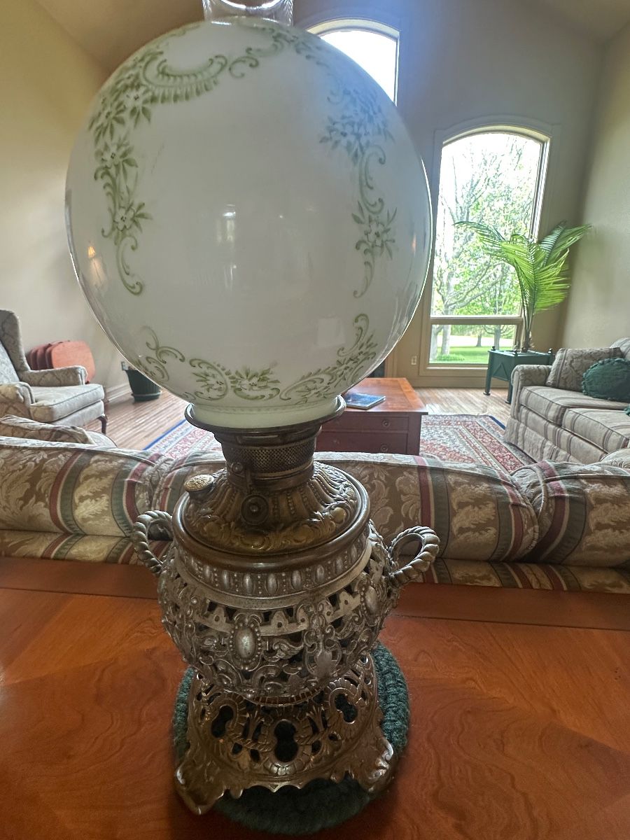 $95 Trophy Lamp w/ Shade 