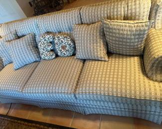 $290 Sofa 81x 34x30