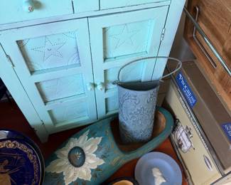 Even Wedgwood and hand pained global finds