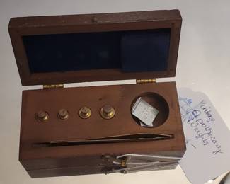 Vintage Apothecary Weight Set