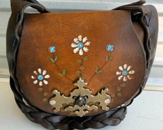 30 VintageLeatherSaddleBagPurseWithBraidedShoulderStrap