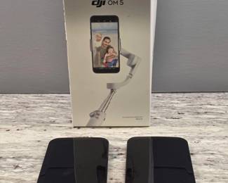 193 DJIOM5SmartphoneGimbalStabilizer2PowerBotWirelessChargers
