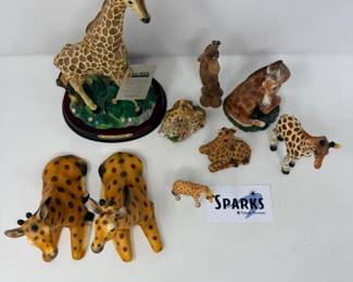 257 ATowerof13Giraffes