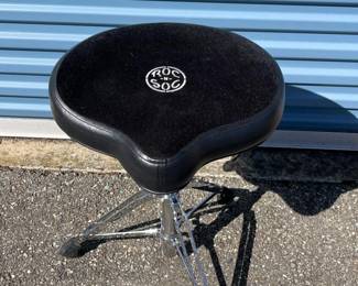 92 RocNSocDrumThronetheOriginalSaddle