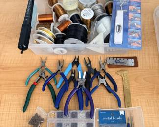 126 JewelryMakingWirePliersandToolsFindings