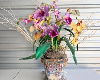 26 RealisticOrchidandFloralArrangementinVase