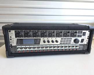 12 3ProfessionalAudioComponentsInACustomRackSetup