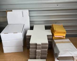 110 ShippingSuppliesBoxes2TypesofShippingEnvelopes