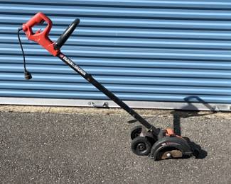 96 BLACKDECKERLE750EdgeHog