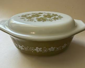 Pyrex Spring Blossom Crazy Daisy Casserole Dish