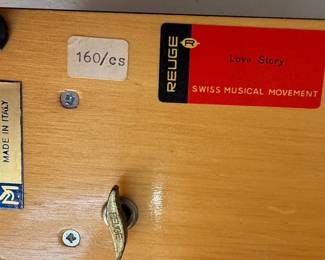 Reuge "Love Story" Musical Box