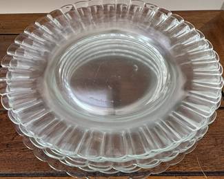 Duralex Clear Glass Ruffled Charger Plates (Set of 4)