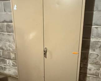 Tennsco Storage Cabinet