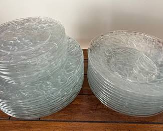 Princess House Fantasia Glass Grape and Leaf Pattern Dinner and Salad Plates