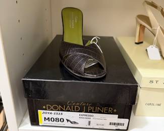 Vintage Donald Pliner 