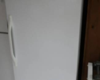 $175.00   Kenmore  upright  freezer