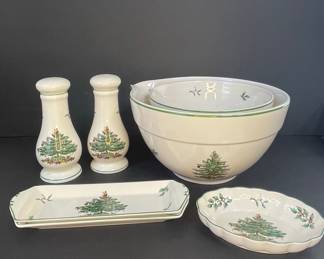 Spode Christmas Tree Ceramic Serving Set