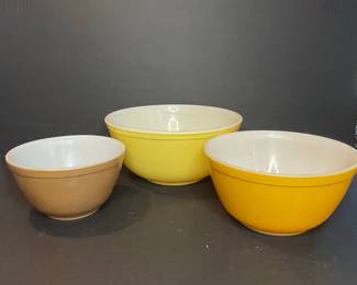 Vintage Pyrex Primary Color Mixing Bowls