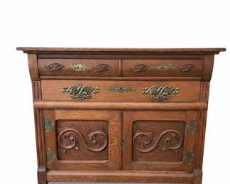 Vtg Wood Sideboard with Carved Doors