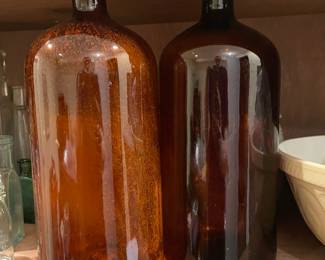 Large Amber Glass Apothecary Bottles