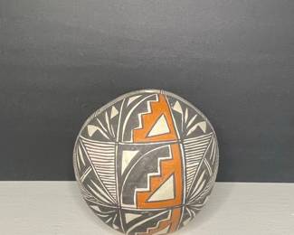 Acoma Pueblo Pottery Olla by Loretta Joe