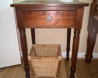 Wooden End Table with Drawer Vtg