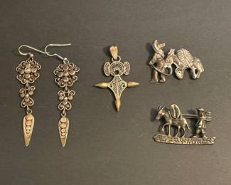 Sterling Silver Earrings, Pendant & Brooches