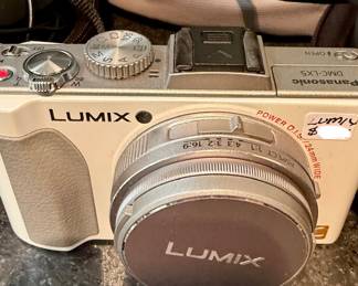 Lumix DMC-LX5 camera