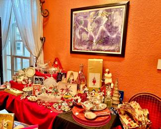 Christmas wall with mercury glass ornaments, Christopher Radko, de Carlini ornaments.