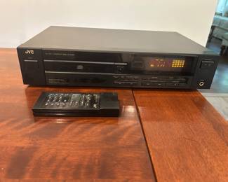 JVC COMPACT DISC PLAYER