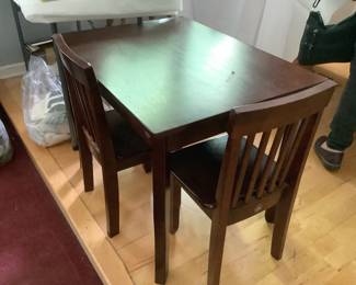 Child table and 2 chairs