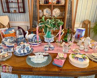 SAVE THE DATE! Please join Roman and Company Estate Sales for a beautiful, loaded Eastside home at 8808 Sampson Court, EPTX 79925 on SAT, 4/25/26 8A-2P AND SUN, 4/26/26 9A-2P. Items include MCM Living, Dining and and BR furniture, black lacquer Baldwin piano, vintage black lacquer Zenith console stereo, tons of Star Trek memorabilia, decor, china, vintage bar items, yard and garden, antique Singer treadle machine, holiday decor, sewing/craft supplies, games and much more!  Images available at www.rocoestatesales.com  WHERE: 8808 Sampson Court, El Paso, TX 79925 WHEN: SAT 04/25/26 8A-2P and SUN 04/26/26 9A-2P  No prices offered prior to sale date.&nbsp; Please bring assistance to load large and/or heavy items. Credit cards accepted with minimum $20.00 purchase. We look forward to seeing you at the sale!