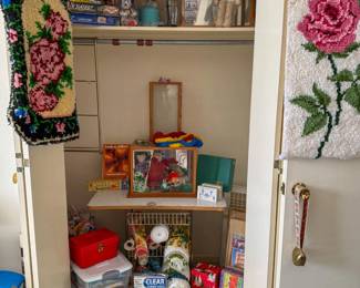 SAVE THE DATE! Please join Roman and Company Estate Sales for a beautiful, loaded Eastside home at 8808 Sampson Court, EPTX 79925 on SAT, 4/25/26 8A-2P AND SUN, 4/26/26 9A-2P. Items include MCM Living, Dining and and BR furniture, black lacquer Baldwin piano, vintage black lacquer Zenith console stereo, tons of Star Trek memorabilia, decor, china, vintage bar items, yard and garden, antique Singer treadle machine, holiday decor, sewing/craft supplies, games and much more!  Images available at www.rocoestatesales.com  WHERE: 8808 Sampson Court, El Paso, TX 79925 WHEN: SAT 04/25/26 8A-2P and SUN 04/26/26 9A-2P  No prices offered prior to sale date.&nbsp; Please bring assistance to load large and/or heavy items. Credit cards accepted with minimum $20.00 purchase. We look forward to seeing you at the sale!