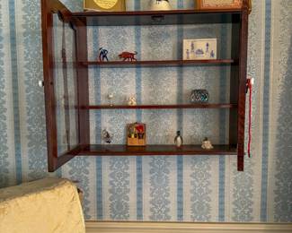 SAVE THE DATE! Please join Roman and Company Estate Sales for a beautiful, loaded Eastside home at 8808 Sampson Court, EPTX 79925 on SAT, 4/25/26 8A-2P AND SUN, 4/26/26 9A-2P. Items include MCM Living, Dining and and BR furniture, black lacquer Baldwin piano, vintage black lacquer Zenith console stereo, tons of Star Trek memorabilia, decor, china, vintage bar items, yard and garden, antique Singer treadle machine, holiday decor, sewing/craft supplies, games and much more!  Images available at www.rocoestatesales.com  WHERE: 8808 Sampson Court, El Paso, TX 79925 WHEN: SAT 04/25/26 8A-2P and SUN 04/26/26 9A-2P  No prices offered prior to sale date.&nbsp; Please bring assistance to load large and/or heavy items. Credit cards accepted with minimum $20.00 purchase. We look forward to seeing you at the sale!