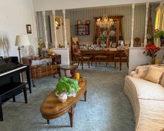 SAVE THE DATE! Please join Roman and Company Estate Sales for a beautiful, loaded Eastside home at 8808 Sampson Court, EPTX 79925 on SAT, 4/25/26 8A-2P AND SUN, 4/26/26 9A-2P. Items include MCM Living, Dining and and BR furniture, black lacquer Baldwin piano, vintage black lacquer Zenith console stereo, tons of Star Trek memorabilia, decor, china, vintage bar items, yard and garden, antique Singer treadle machine, holiday decor, sewing/craft supplies, games and much more!  Images available at www.rocoestatesales.com  WHERE: 8808 Sampson Court, El Paso, TX 79925 WHEN: SAT 04/25/26 8A-2P and SUN 04/26/26 9A-2P  No prices offered prior to sale date.&nbsp; Please bring assistance to load large and/or heavy items. Credit cards accepted with minimum $20.00 purchase. We look forward to seeing you at the sale!