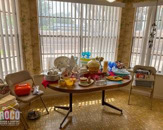 SAVE THE DATE! Please join Roman and Company Estate Sales for a beautiful, loaded Eastside home at 8808 Sampson Court, EPTX 79925 on SAT, 4/25/26 8A-2P AND SUN, 4/26/26 9A-2P. Items include MCM Living, Dining and and BR furniture, black lacquer Baldwin piano, vintage black lacquer Zenith console stereo, tons of Star Trek memorabilia, decor, china, vintage bar items, yard and garden, antique Singer treadle machine, holiday decor, sewing/craft supplies, games and much more!  Images available at www.rocoestatesales.com  WHERE: 8808 Sampson Court, El Paso, TX 79925 WHEN: SAT 04/25/26 8A-2P and SUN 04/26/26 9A-2P  No prices offered prior to sale date.&nbsp; Please bring assistance to load large and/or heavy items. Credit cards accepted with minimum $20.00 purchase. We look forward to seeing you at the sale!