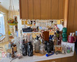 SAVE THE DATE! Please join Roman and Company Estate Sales for a beautiful, loaded Eastside home at 8808 Sampson Court, EPTX 79925 on SAT, 4/25/26 8A-2P AND SUN, 4/26/26 9A-2P. Items include MCM Living, Dining and and BR furniture, black lacquer Baldwin piano, vintage black lacquer Zenith console stereo, tons of Star Trek memorabilia, decor, china, vintage bar items, yard and garden, antique Singer treadle machine, holiday decor, sewing/craft supplies, games and much more!  Images available at www.rocoestatesales.com  WHERE: 8808 Sampson Court, El Paso, TX 79925 WHEN: SAT 04/25/26 8A-2P and SUN 04/26/26 9A-2P  No prices offered prior to sale date.&nbsp; Please bring assistance to load large and/or heavy items. Credit cards accepted with minimum $20.00 purchase. We look forward to seeing you at the sale!