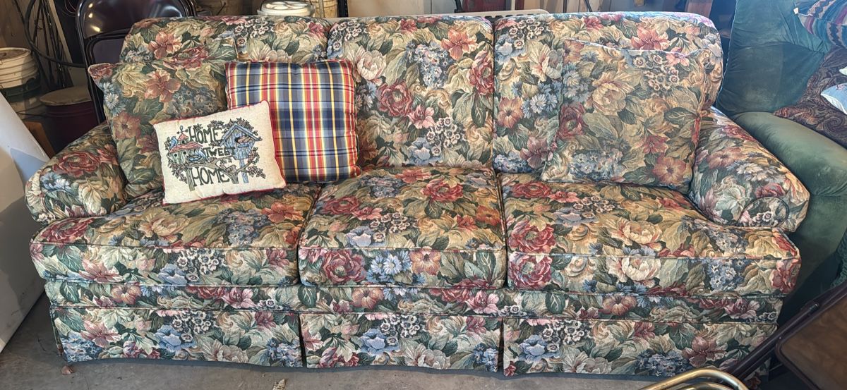 Floral fabric  couch 