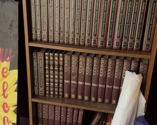 Sets of encyclopedias 
