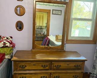 Matching Dresser with Rectangle Mirror