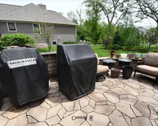 1075Back Yard