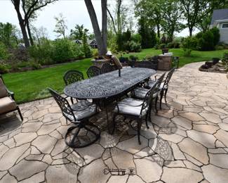 1076Back Yard