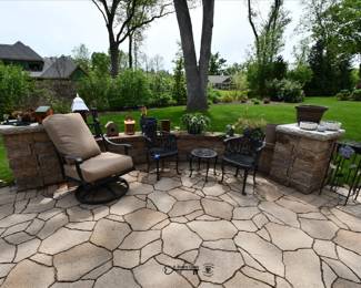 1079Back Yard