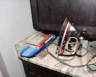 0899Laundry Room