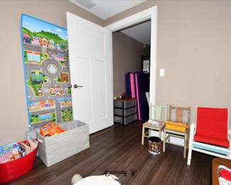0857Bonus Room
