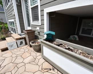 1084Back Yard
