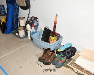 852Garage