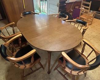 Vintage Dining Table with 6 chairs and Leaf 